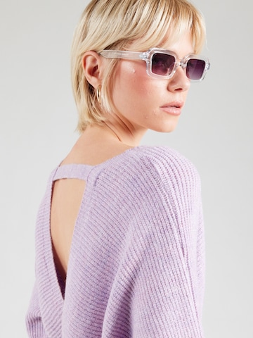 ABOUT YOU Sweater 'Joaline' in Purple