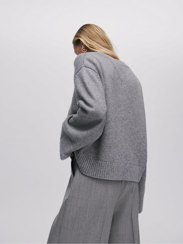 ABOUT YOU x Marie von Behrens Sweater 'Franka' in Grey