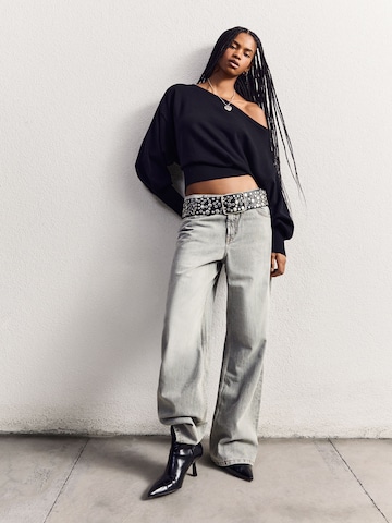 Bershka Baggy Jeans in Grey