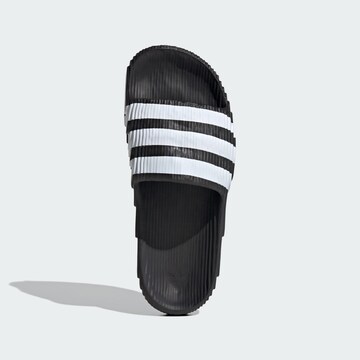 ADIDAS ORIGINALS Pantolette 'Adilette 22' in Schwarz