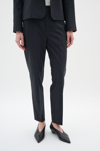 InWear Regular Hose 'IlaIW' in Grau: Vorderseite