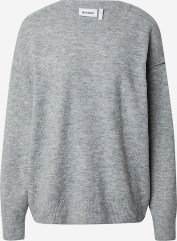 WEEKDAY Sweater 'Annie' in Grey: front