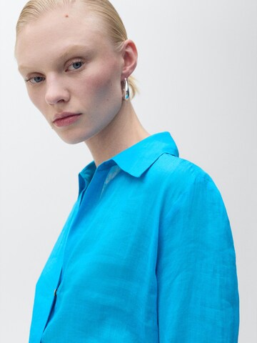 MANGO Blouse 'CLARIETY' in Blauw