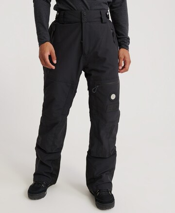 Regular Pantalon de sport 'Pro Racer Rescue' Superdry Snow en noir : devant