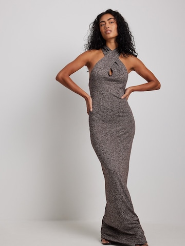 NA-KD Evening Dress in Brown: front
