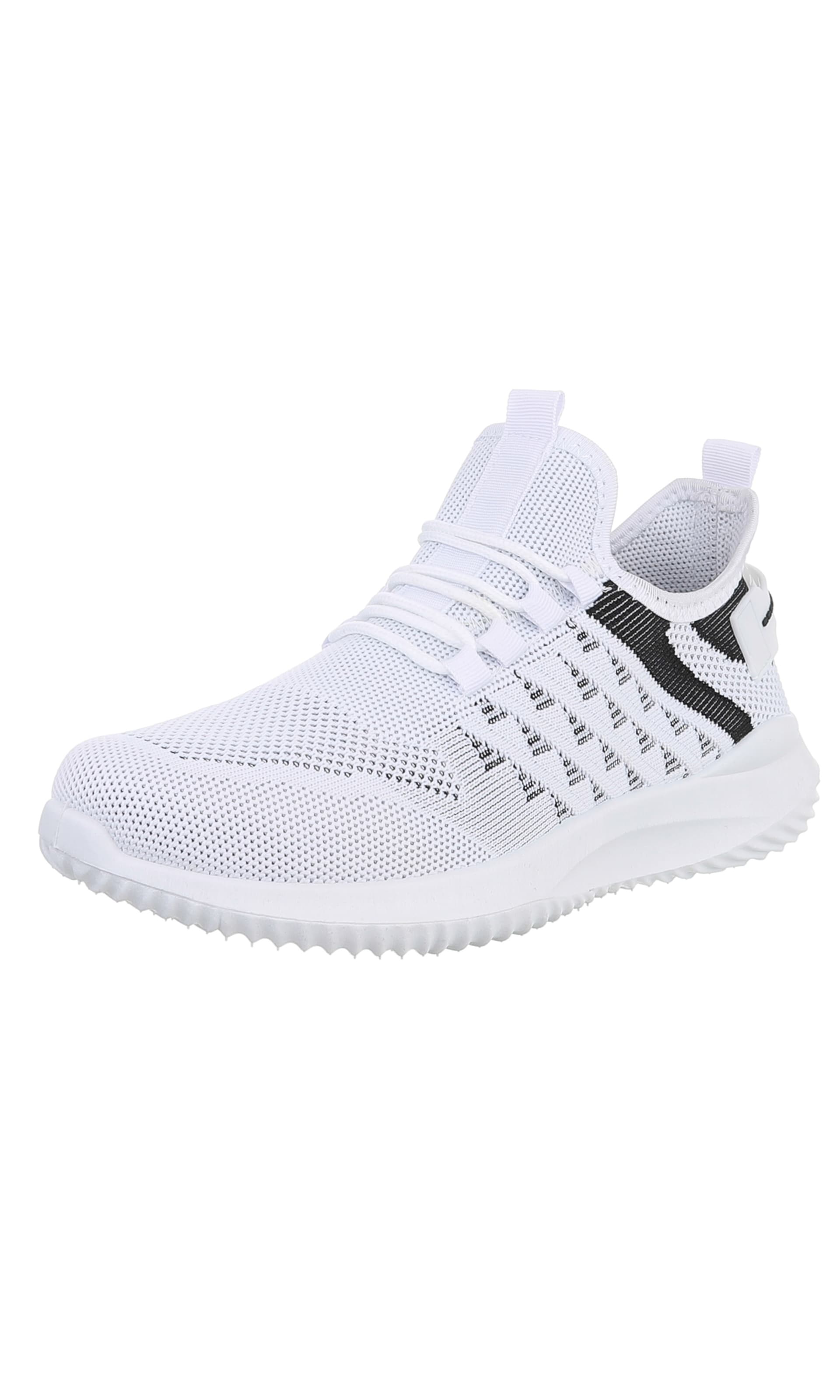 CoolWalk Sneakers in White: front