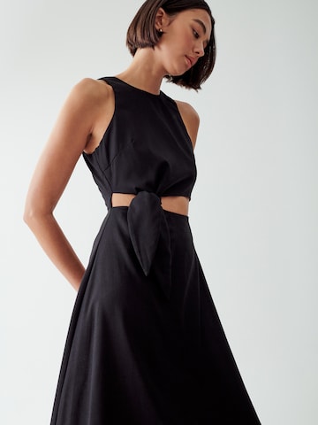 Calli Dress in Black