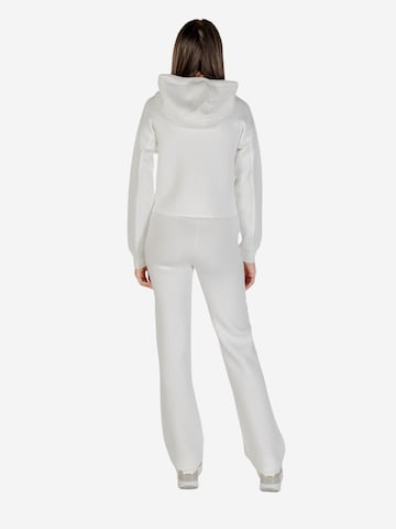 GUESS - Sudadera 'NEW ALISA HOODED V2YQ08 K7UW2' en beige