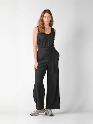 Rochie ' Herdis ' de la Klitmøller Collective pe negru