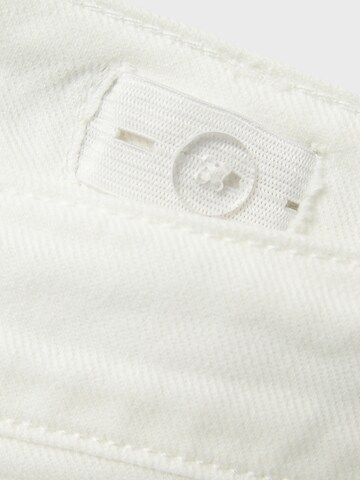 LMTD Regular Jeans 'NLNBICE' in White