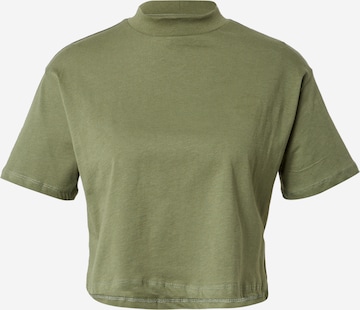 Trendyol Тениска в зелено: отпред
