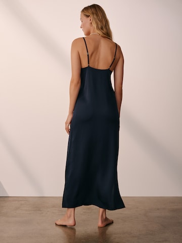 ABOUT YOU x Marie von Behrens Kleid 'Florence' in Blau: predná strana