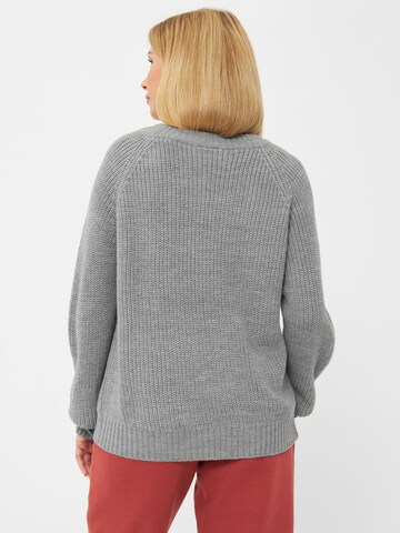 BENCH Pullover in Grau