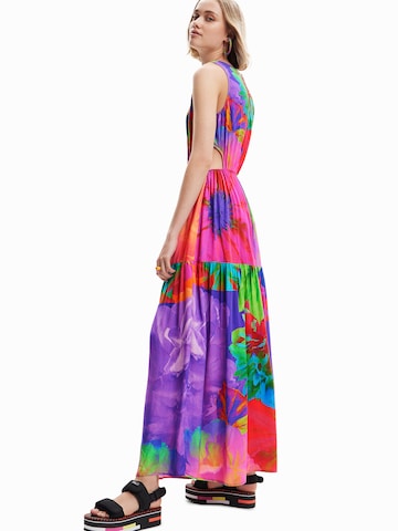 Robe d’été Desigual en mélange de couleurs