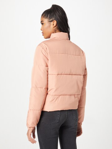 Lyle & Scott Winter Jacket in Pink