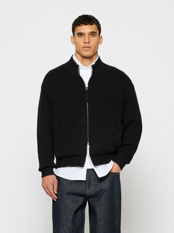 Burocs Knit Cardigan in Black: front