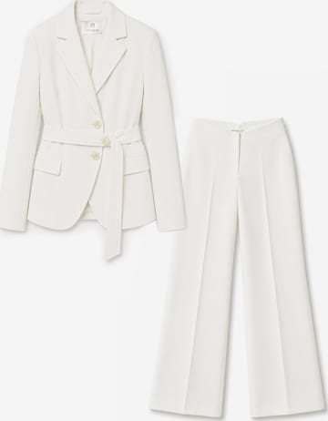 Costume 'Suit' Amarilde en beige : devant