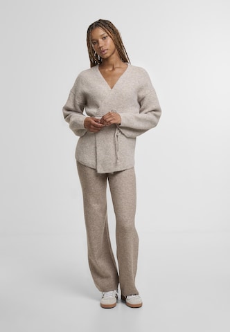 Urban Classics Normální Kalhoty – hnědá