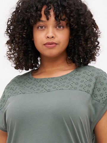 Vero Moda Curve T-Shirt 'VMCKAYA' in Grün