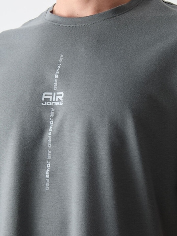 Tommy Life T-Shirt in Grau