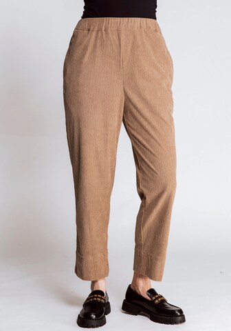 Zhrill Regular Pants in Beige: front