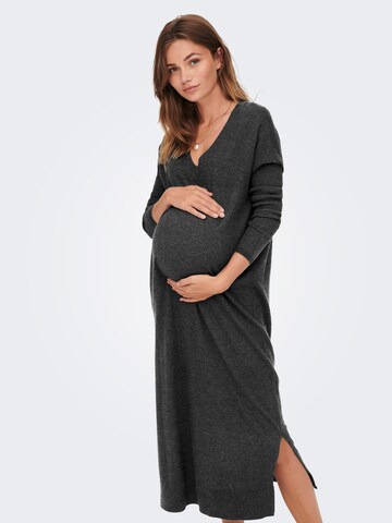 Only Maternity Gebreide jurk 'Ibi' in Grijs: voorkant