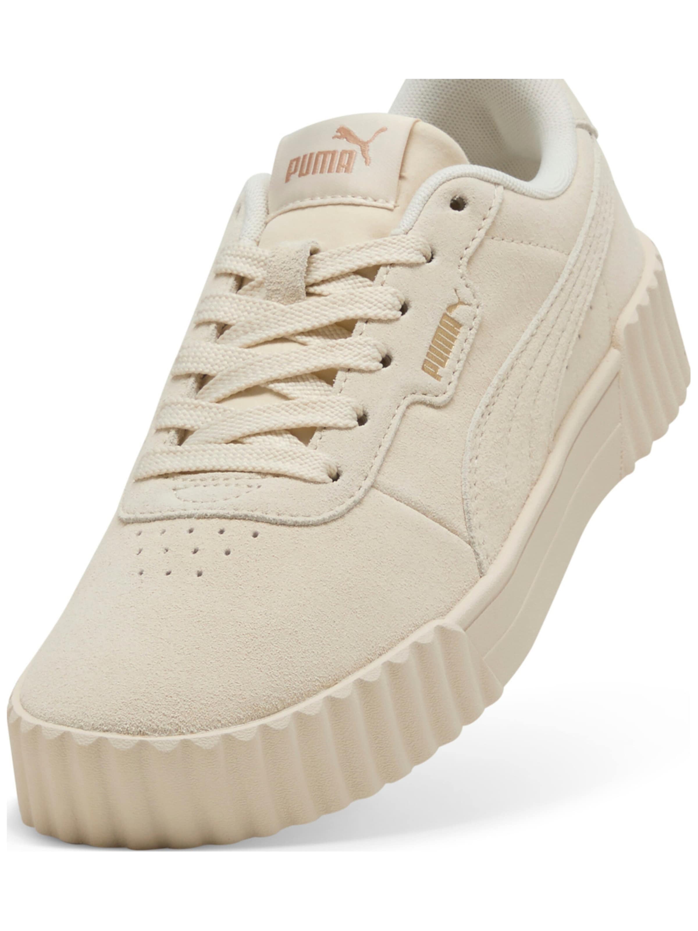 PUMA Låg sneaker 'Carina 3.0' i vit