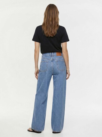 Everly Μπλουζάκι σε μαύρο