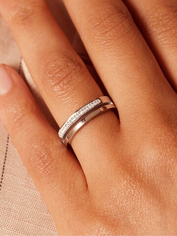Bague Lucardi en argent : devant
