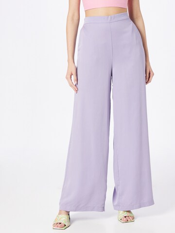 Wide leg Pantaloni di Nasty Gal in lilla: frontale