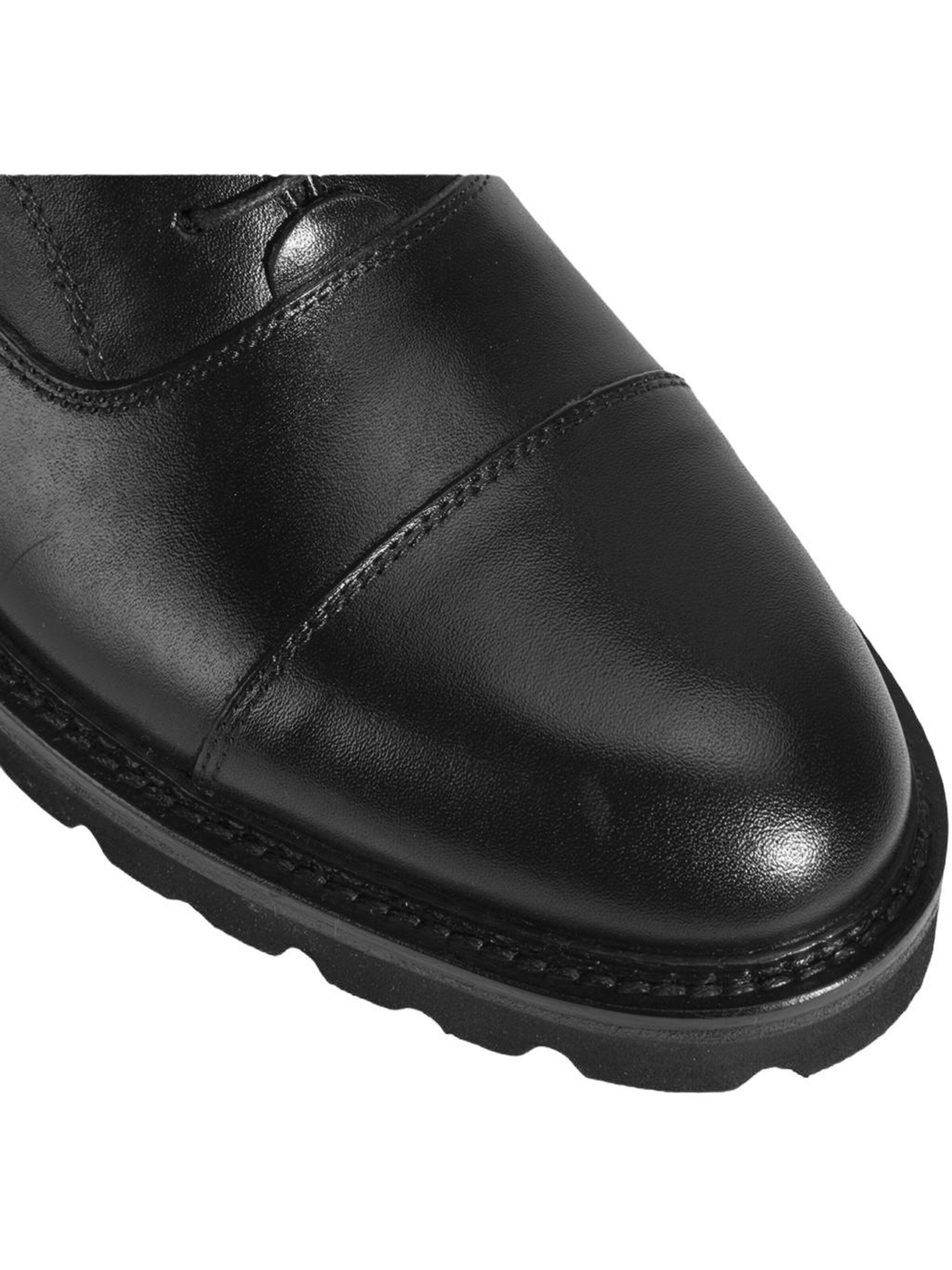 Desa Schnürschuh‌‌‌‌‌‌‌‌ in Schwarz
