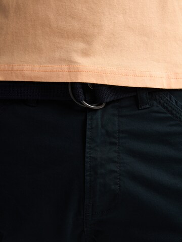 Petrol Industries Regular Shorts in Schwarz