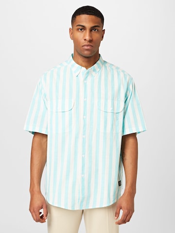 Levi's Skateboarding Comfort fit Button Up Shirt 'Skate SS Woven' in Blue: front