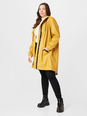 Manteau fonctionnel 'Mrainy' Zizzi en jaune