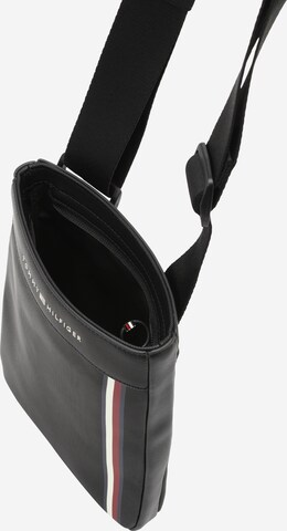 Sac à bandoulière TOMMY HILFIGER en noir