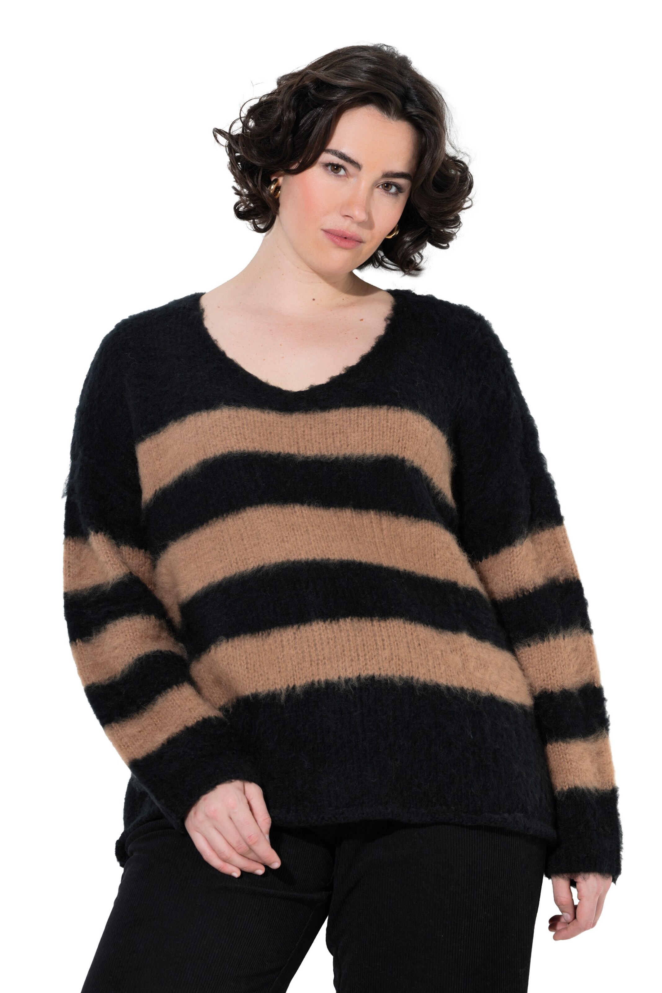 Ulla Popken Sweater in Black: front
