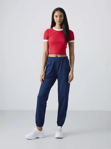 Effilé Pantalon Tommy Life en bleu : devant