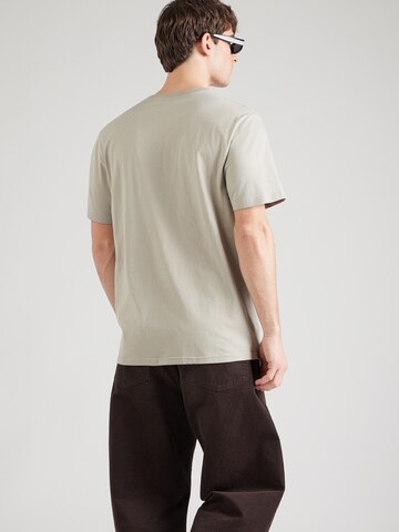 Carhartt WIP T-Shirt in Grau