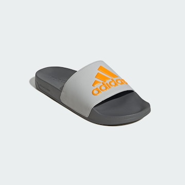 Claquettes / Tongs 'Adilette' ADIDAS SPORTSWEAR en gris