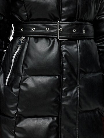 Parka mi-saison 'F802' Tazzio en noir
