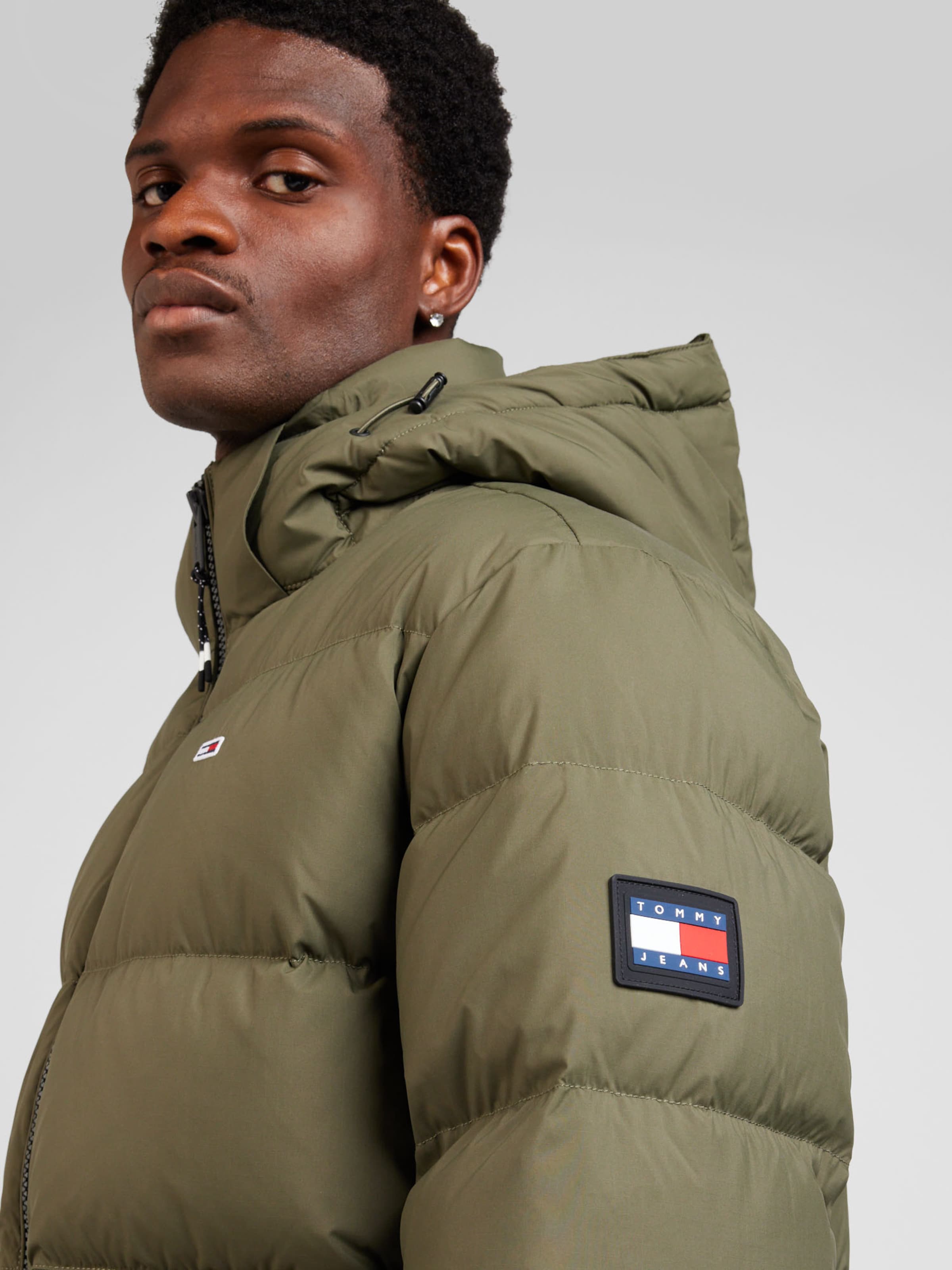 Essential hooded tommy jeans sales