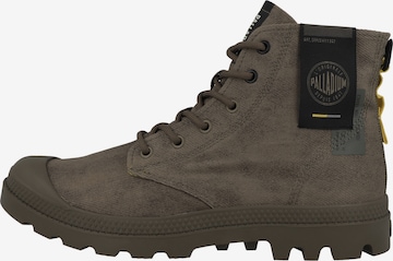 Stivaletto stringato 'Pampa Surplus' di Palladium in grigio: frontale