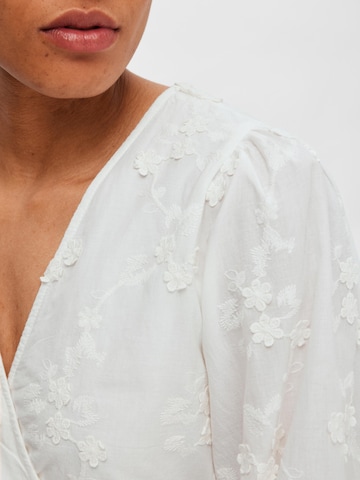 Selected Femme Petite Kleid in Weiß