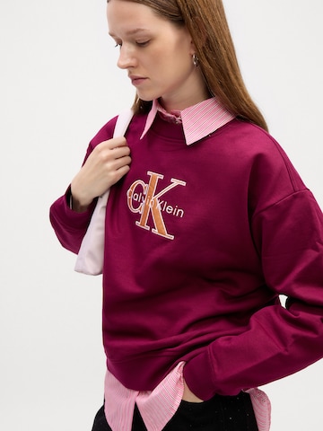 Calvin Klein Jeans Sweatshirt in Lila
