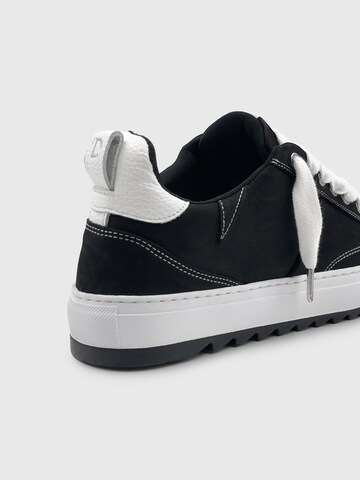 Dutch'D Sneaker low 'Charm' in Schwarz