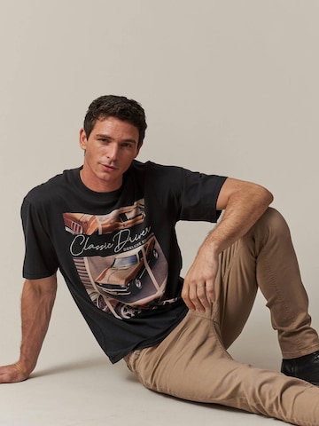 T-Shirt 'Driver' Deeluxe en gris