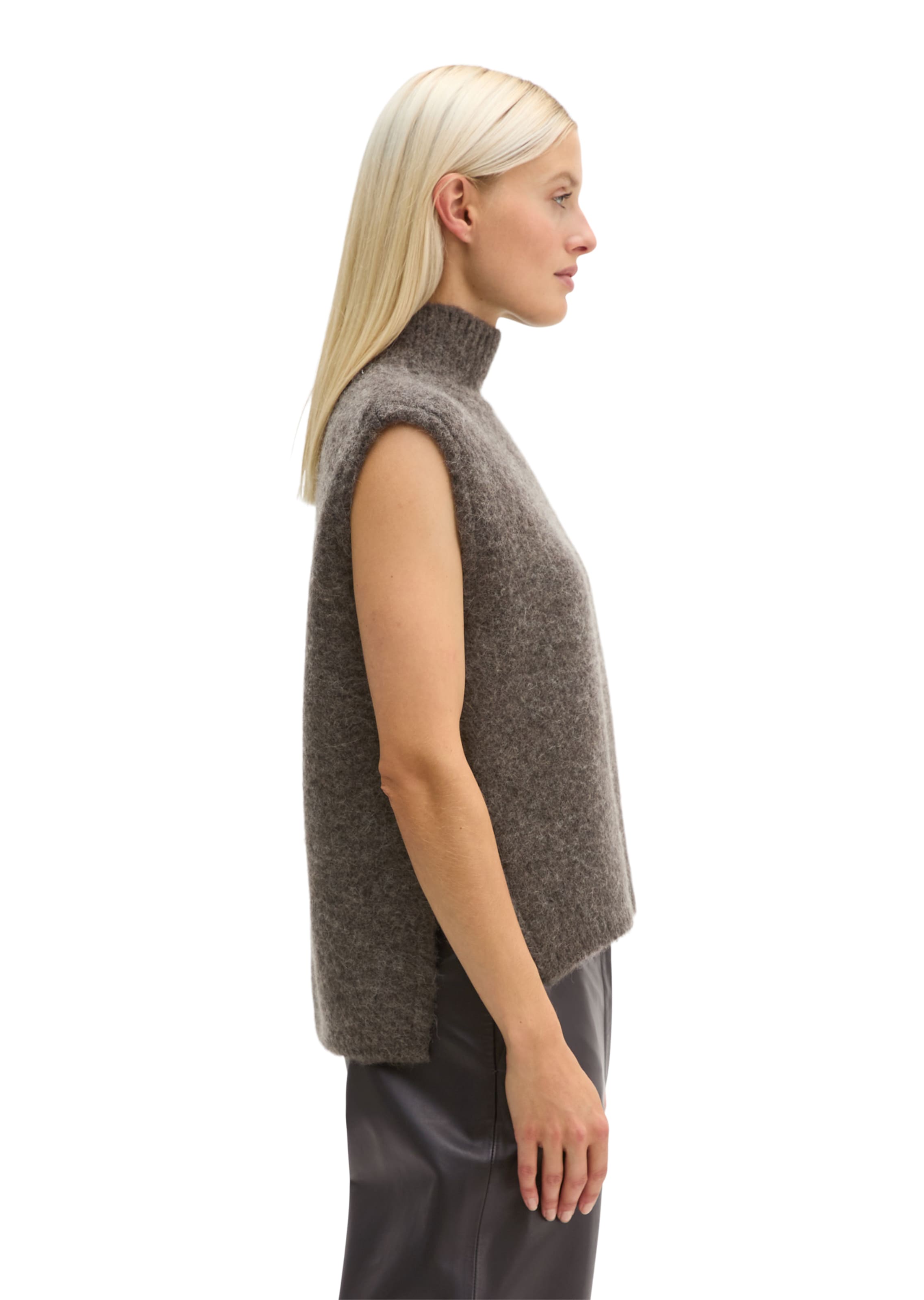 Marc O'Polo Knitted vest in Brown: side