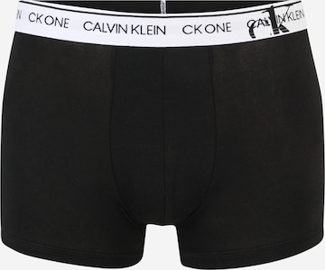 Boxeri de la Calvin Klein Underwear pe negru: față