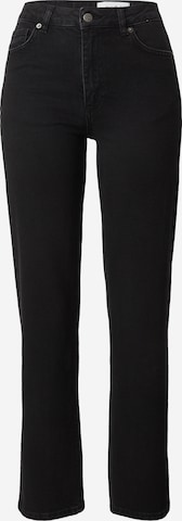 everly® Jeans in Black: front