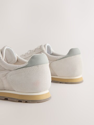 Next Sneaker in Beige